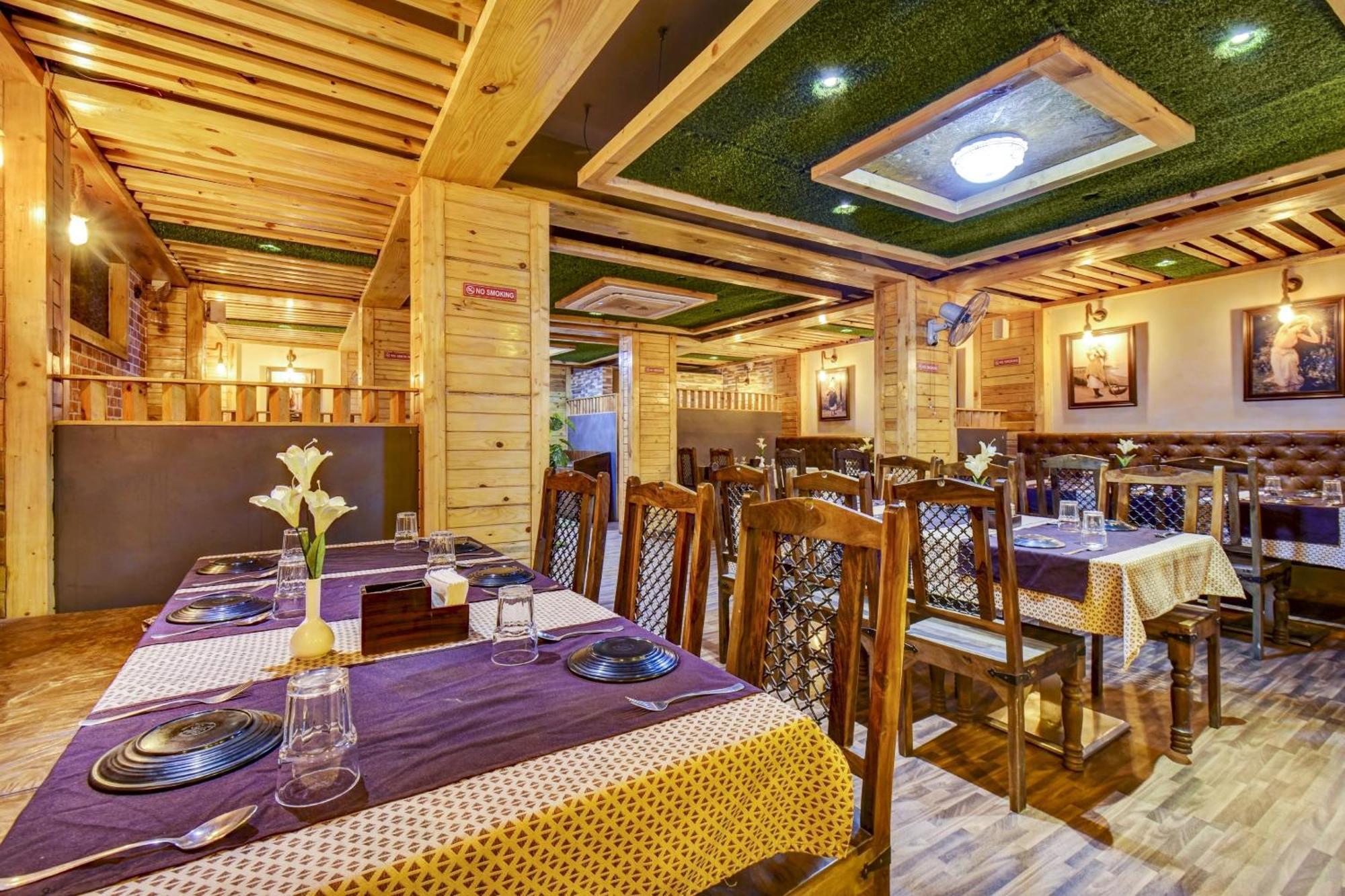 Townhouse Oak Hotel Chaitanya Executive Near Fun Time Multiplex Pune Esterno foto